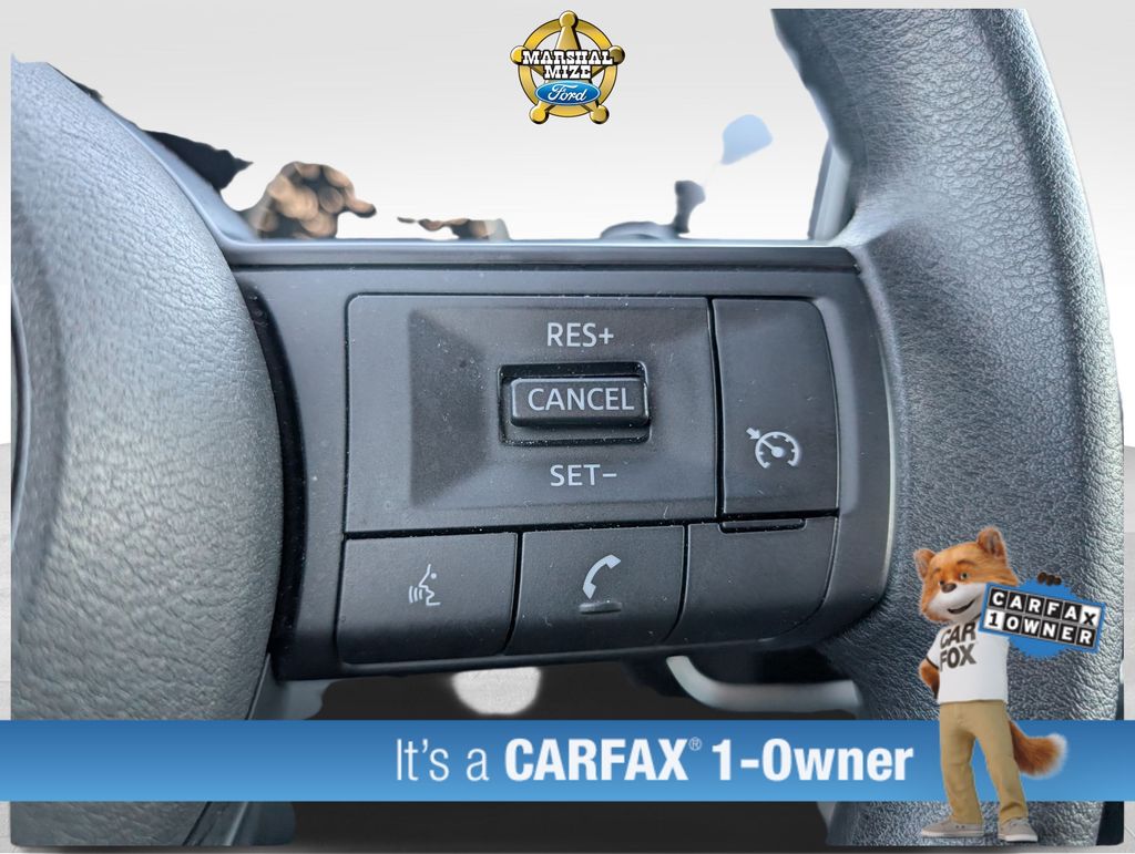 2023 Nissan Rogue S's photo