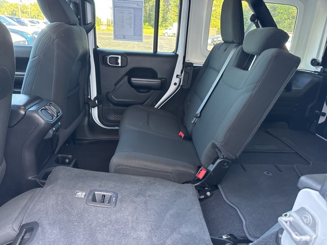 2021 Jeep Wrangler Unlimited Sport S photo 16