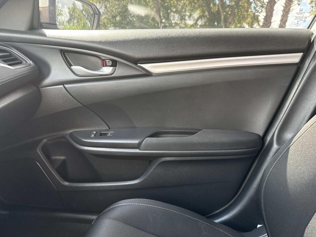 2020 Honda Civic LX photo 23