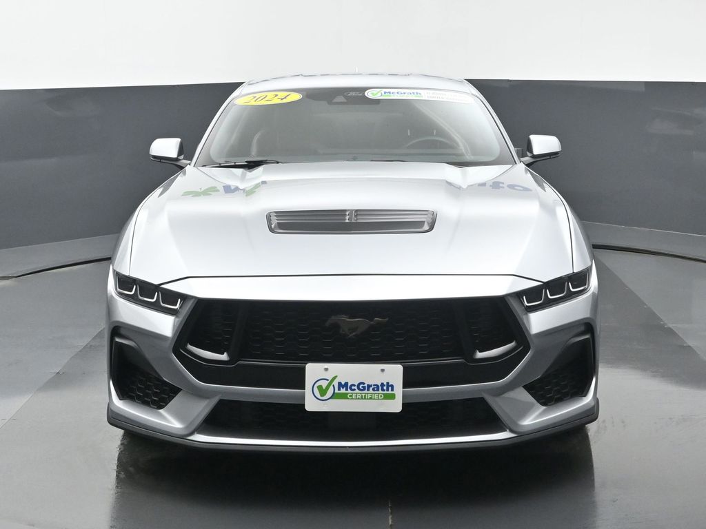2024 Ford Mustang GT Premium photo 3