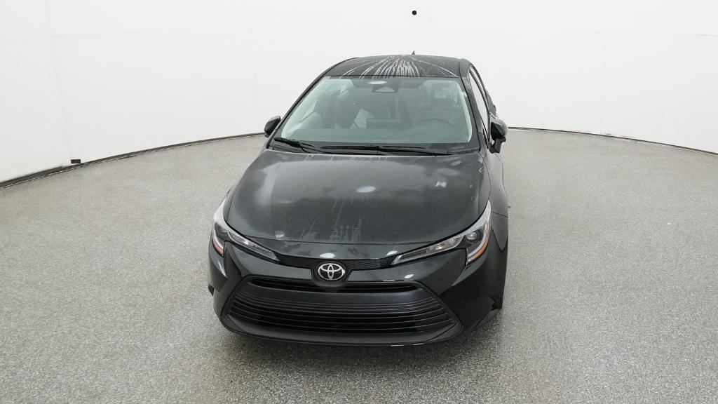 2025 Toyota Corolla LE photo 2