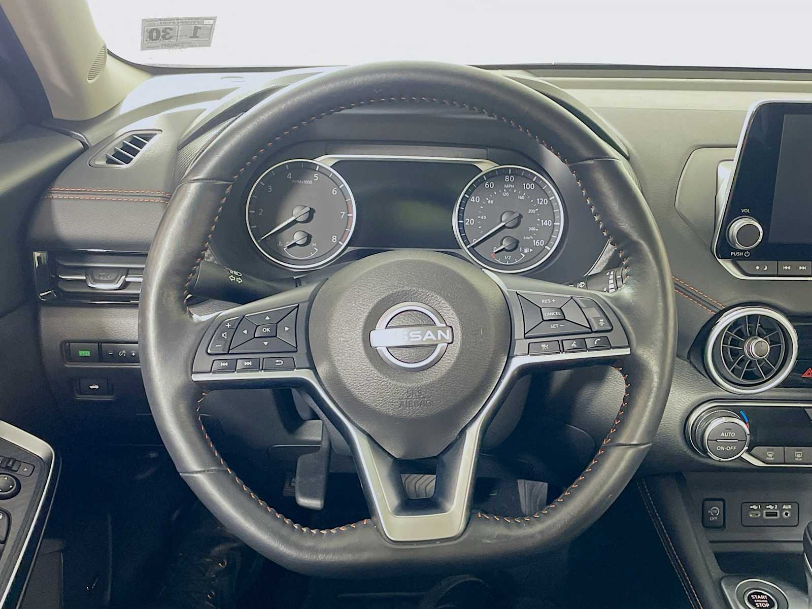 2024 Nissan Sentra SR photo 9