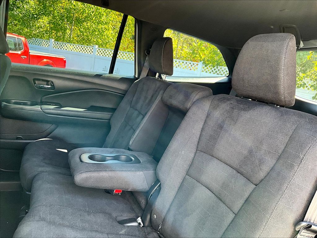 2022 Honda Pilot Sport photo 23