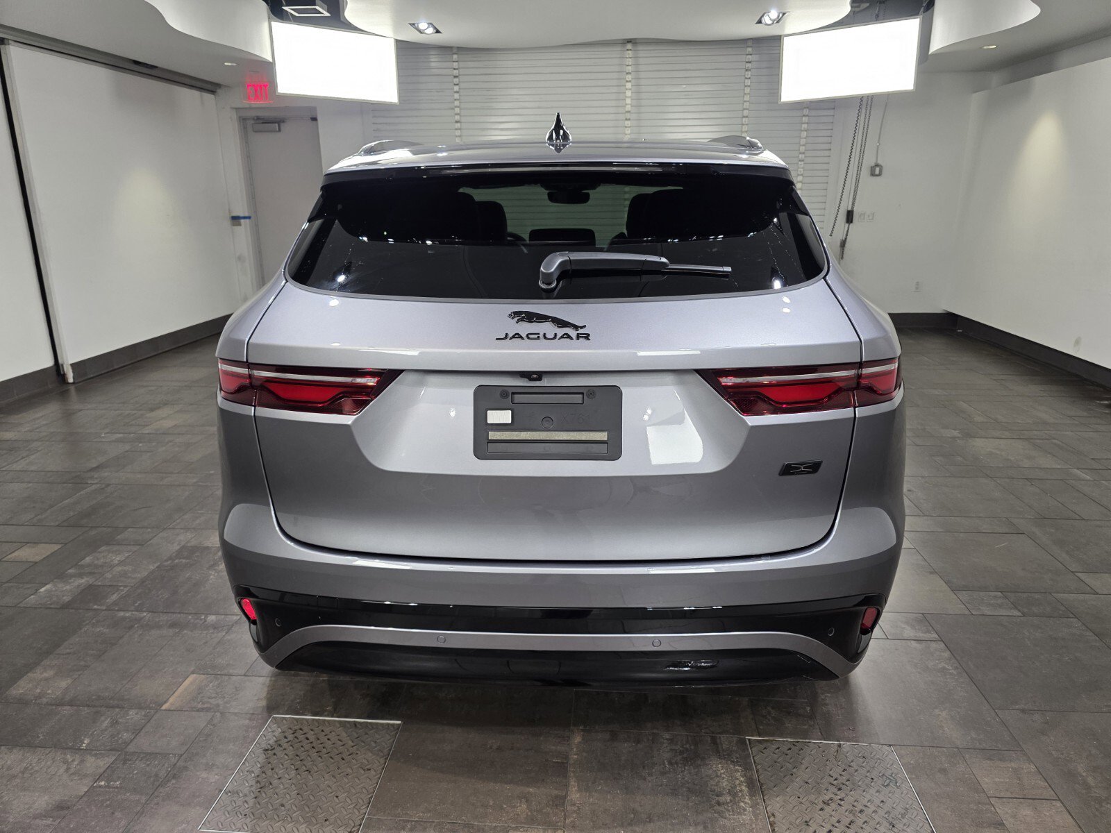 2026 Jaguar F-PACE R-Dynamic S P250 photo 4