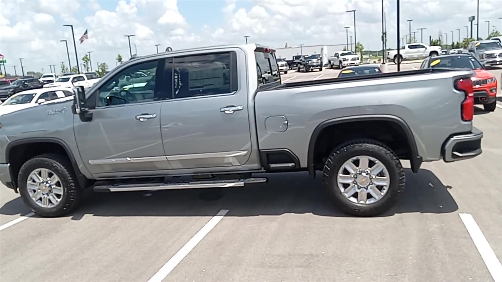 2025 Chevrolet Silverado 2500HD High Country photo 6