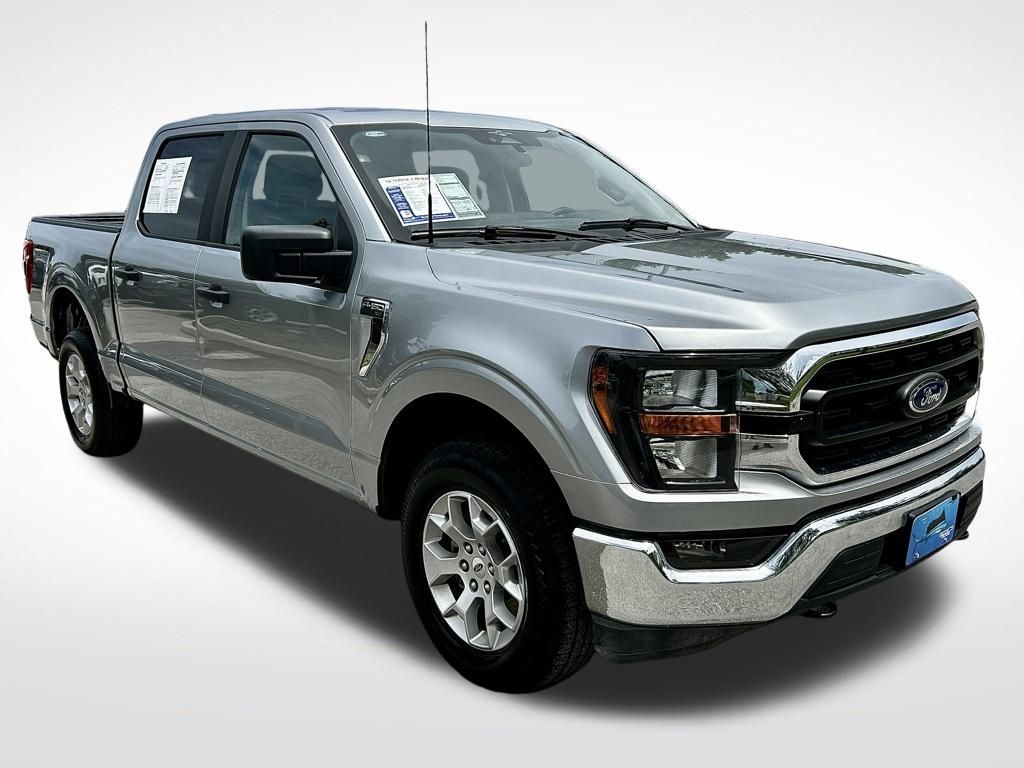 2023 Ford F-150 XLT photo 3