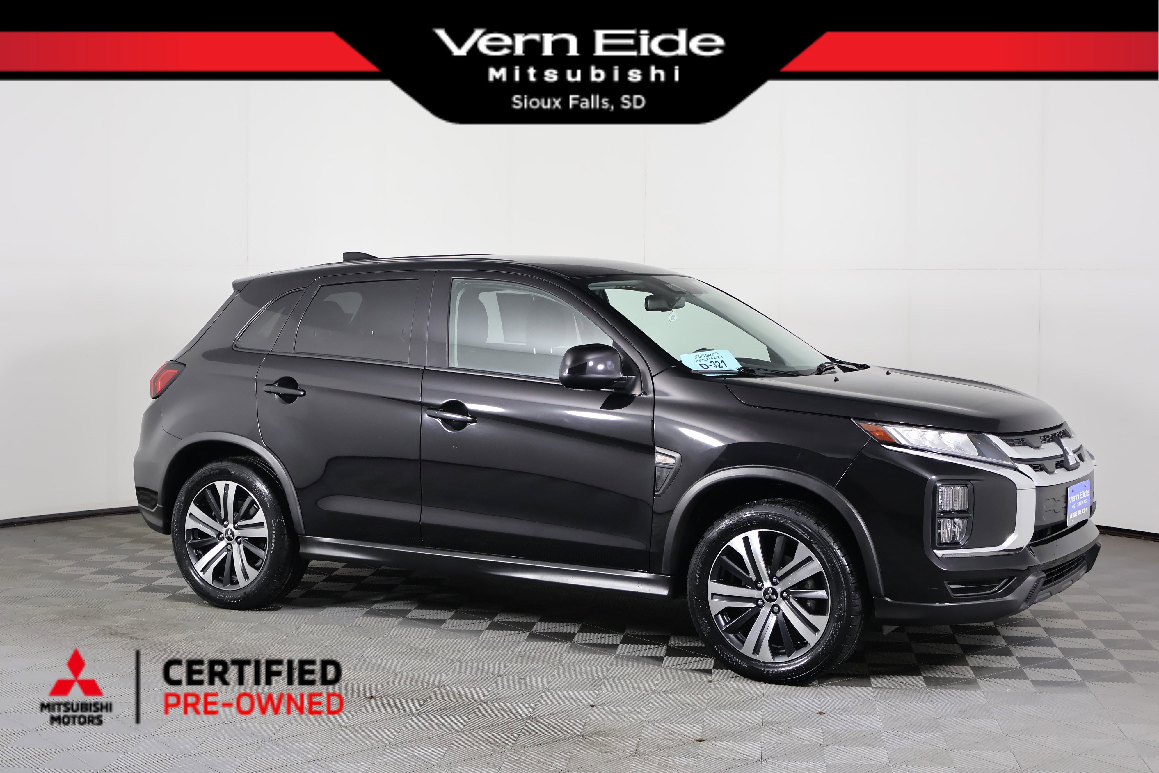 2023 Mitsubishi Outlander Sport ES's photo