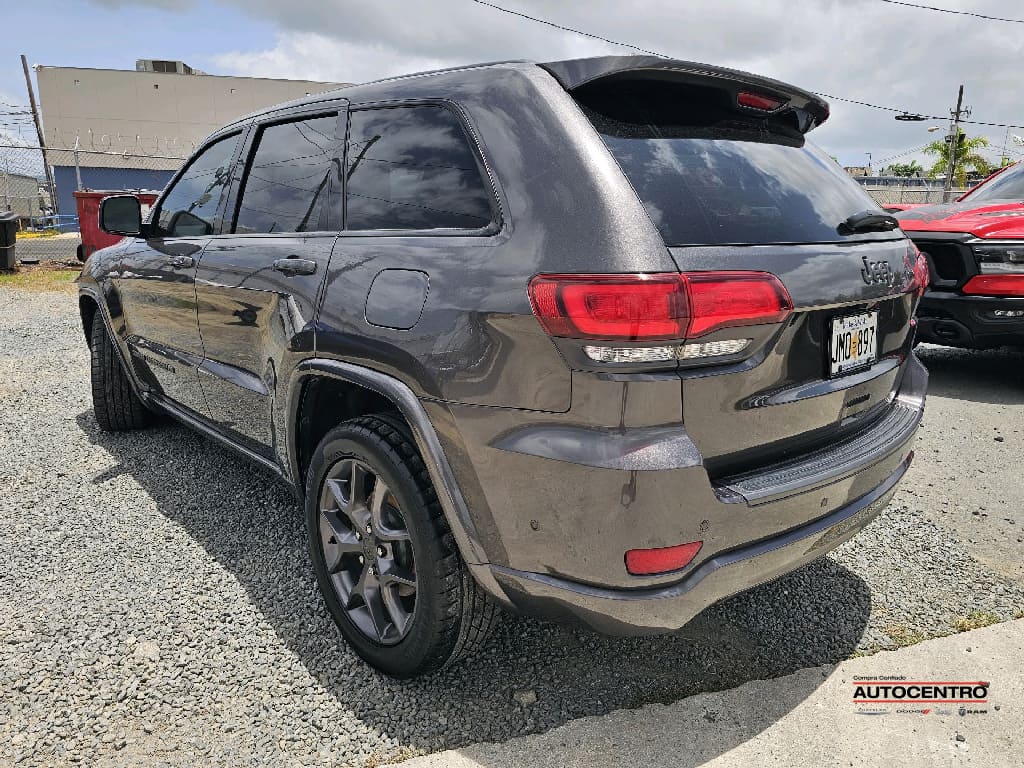 2021 Jeep Grand Cherokee Limited photo 2