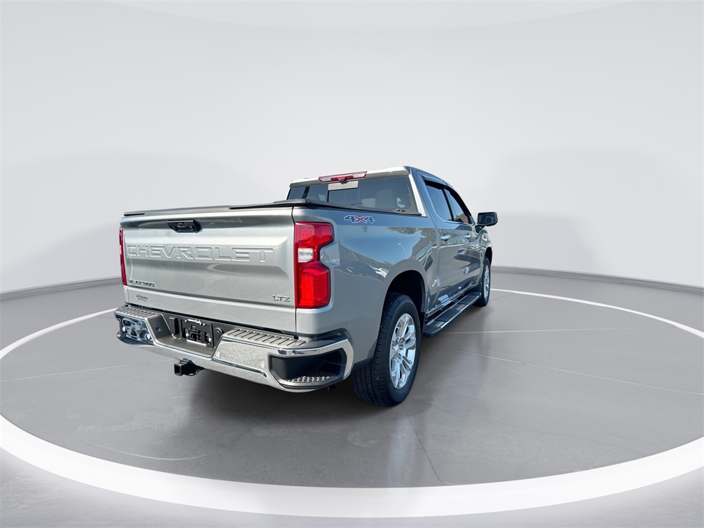 2025 Chevrolet Silverado 1500 LTZ photo 8