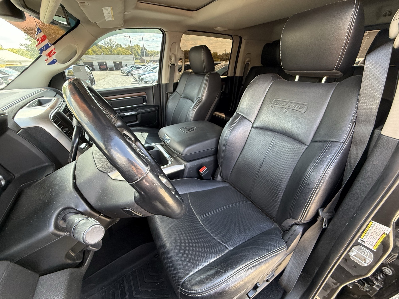 2018 Ram 2500 Laramie photo 15