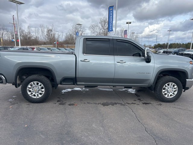 2024 Chevrolet Silverado 2500HD LTZ photo 4