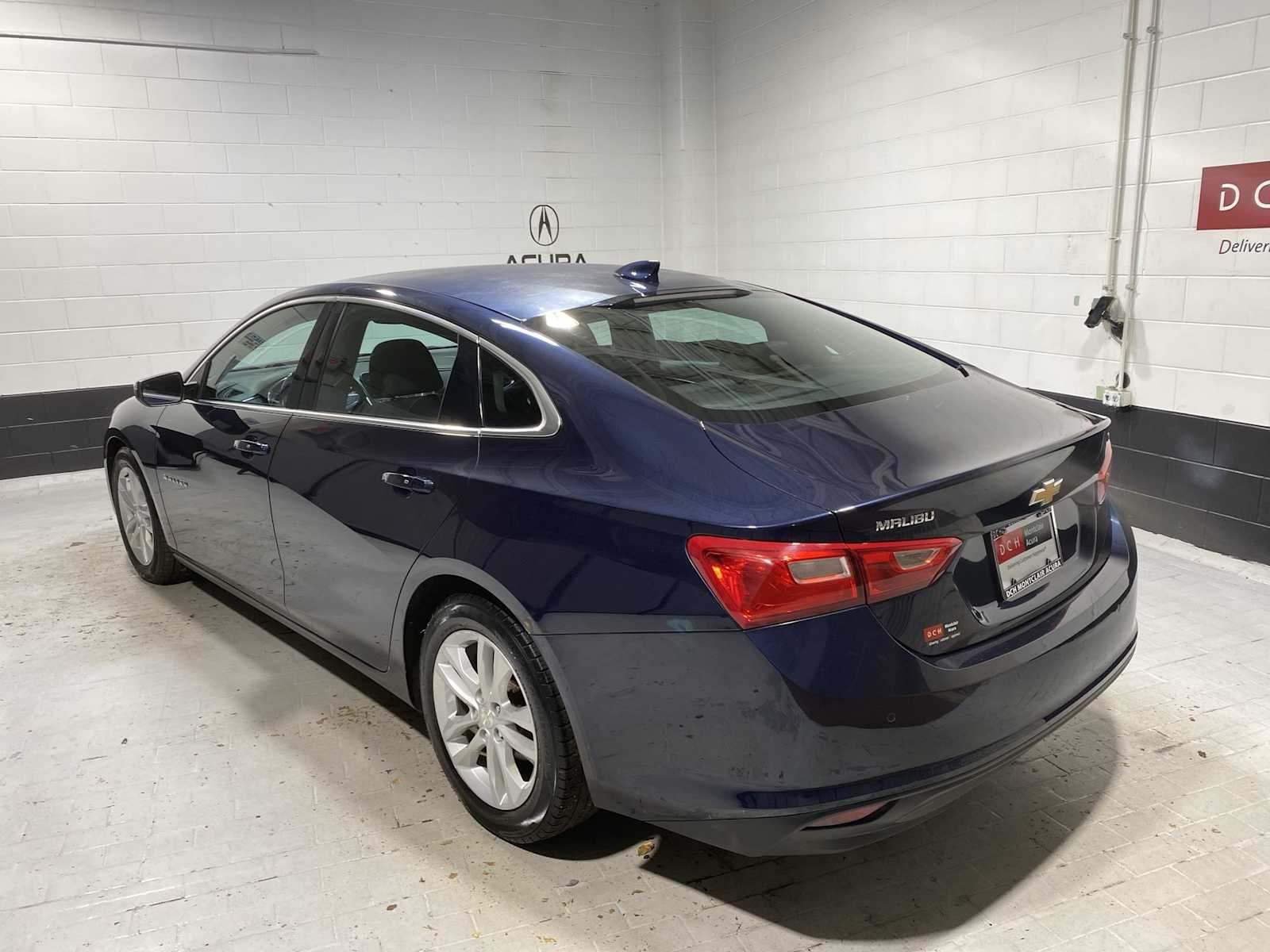 2016 Chevrolet Malibu 1LT photo 4