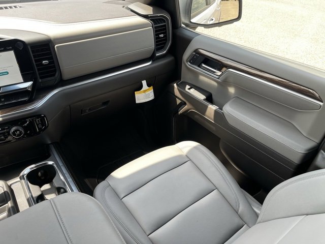 2026 Chevrolet Silverado 1500 LT photo 16