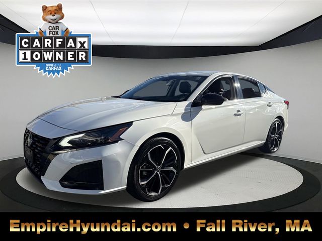 2023 Nissan Altima SR