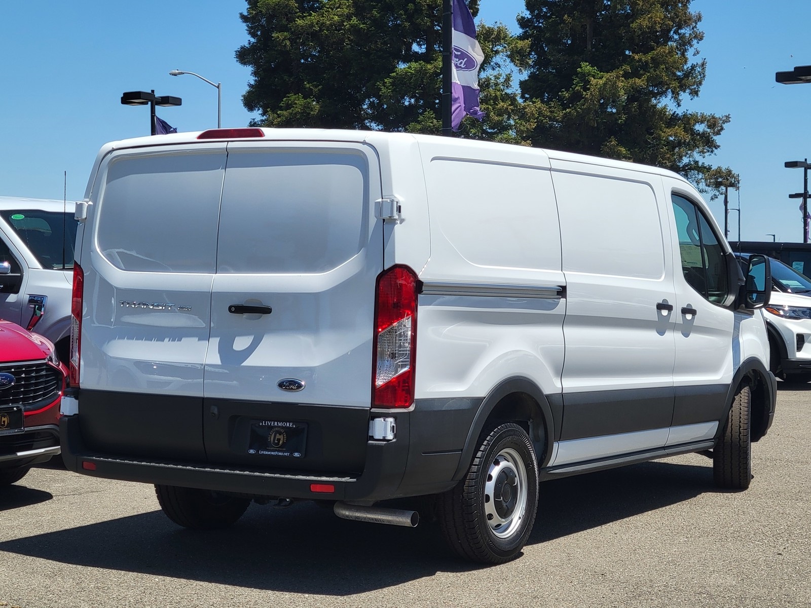 2025 Ford Transit Cargo Van photo 5