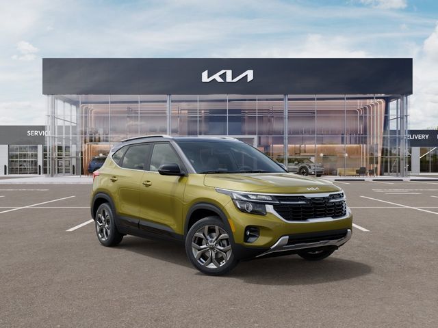2024 Kia Seltos S's photo