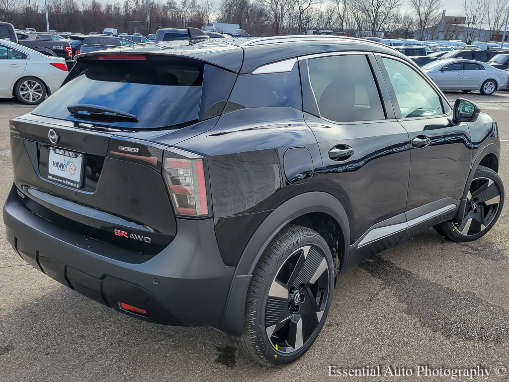 2025 Nissan Kicks SR photo 7
