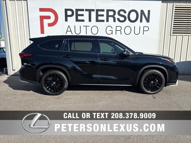 2023 Toyota Highlander L photo 4