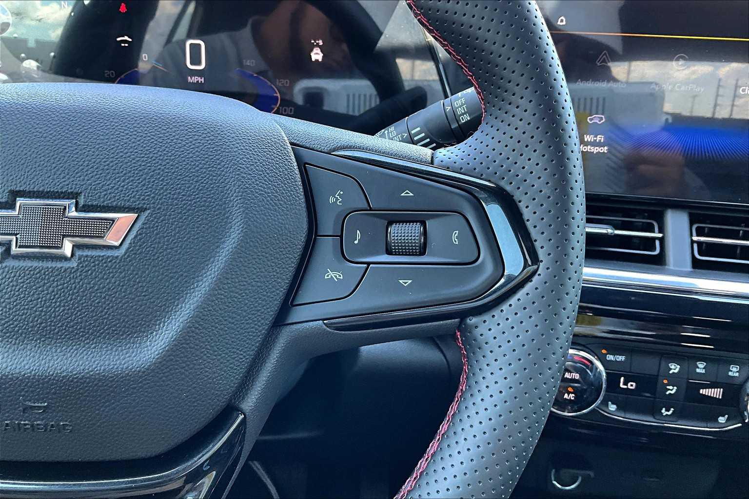 2025 Chevrolet Trax photo 24
