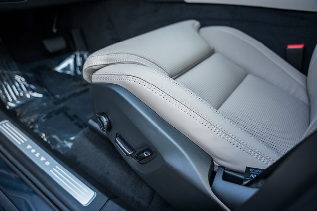 2026 Volvo XC90 photo 29