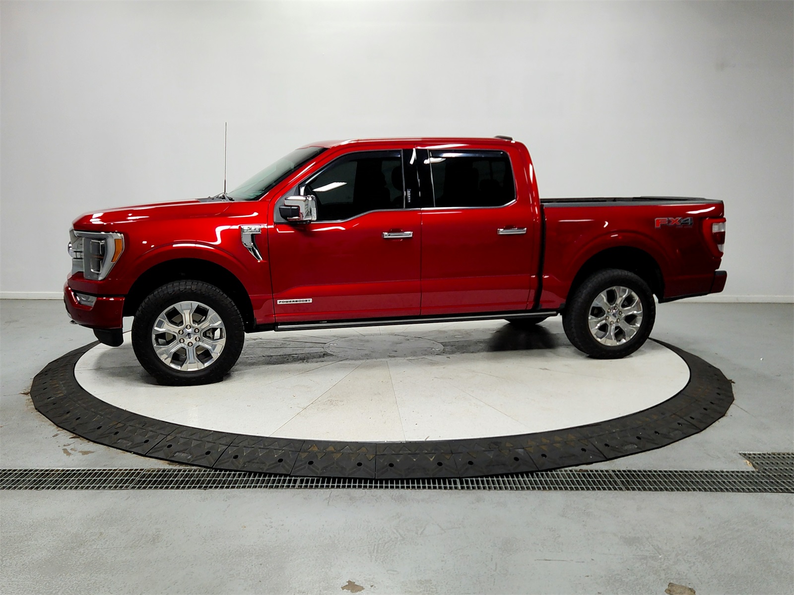 2022 Ford F-150 Platinum photo 4