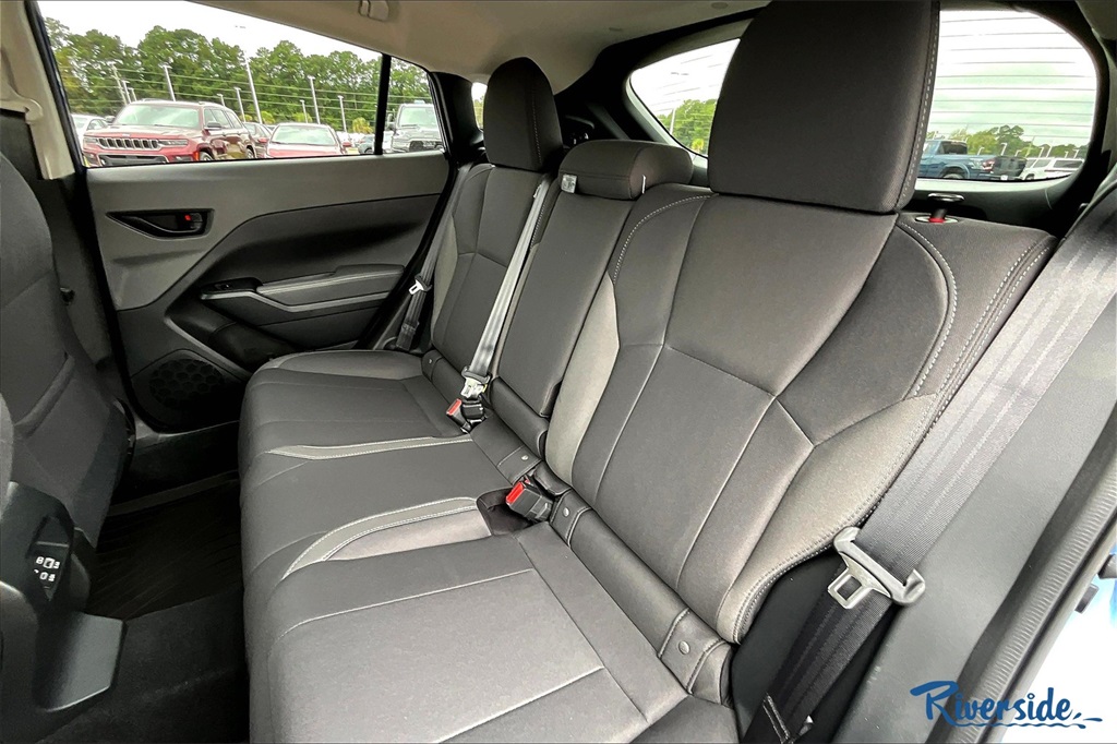 2025 Subaru Crosstrek Premium photo 9
