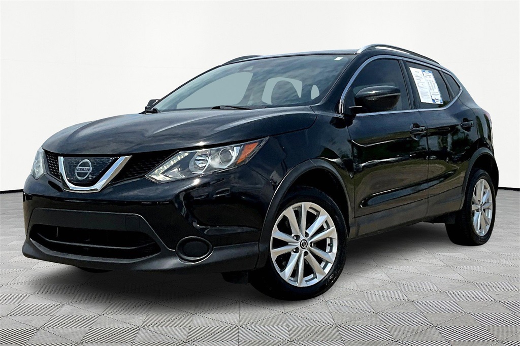 Used 2019 Nissan Rogue Sport SV with VIN JN1BJ1CP4KW214027 for sale in Kansas City