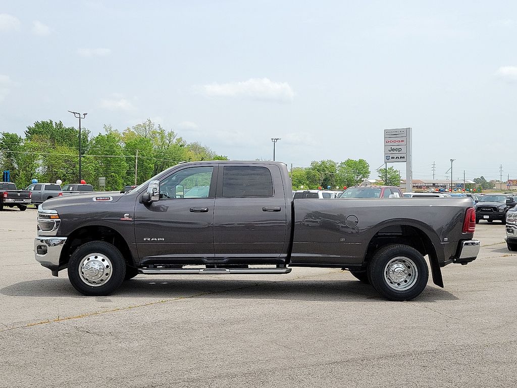 2025 Ram 3500 Laramie photo 3