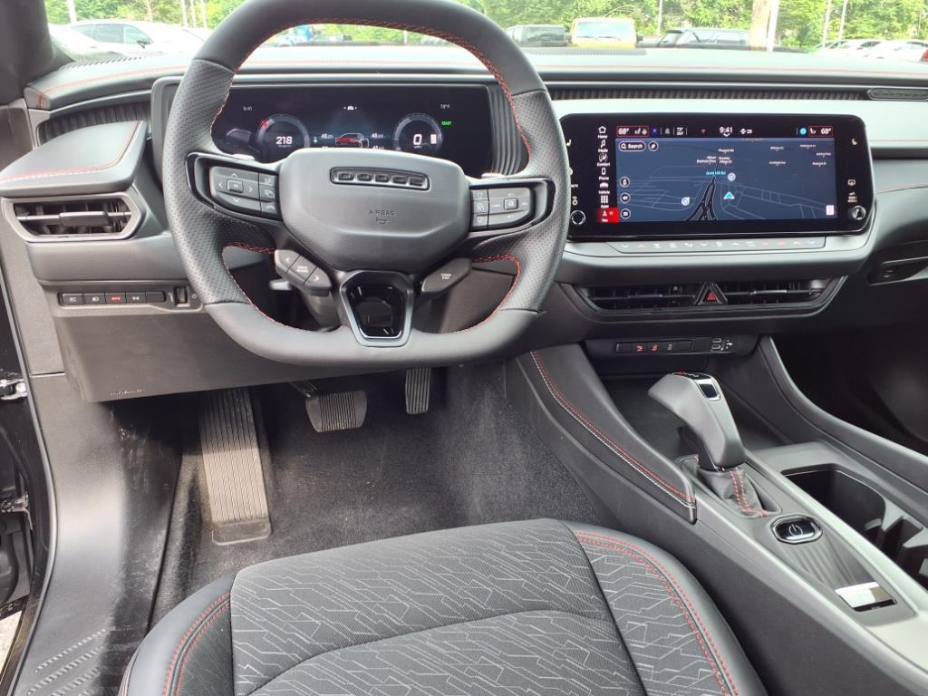 2025 Dodge Charger R/T photo 21