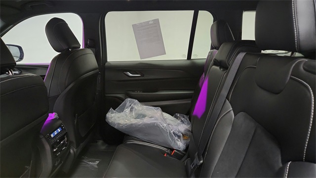 2025 Jeep Grand Cherokee L Altitude - Photo 19