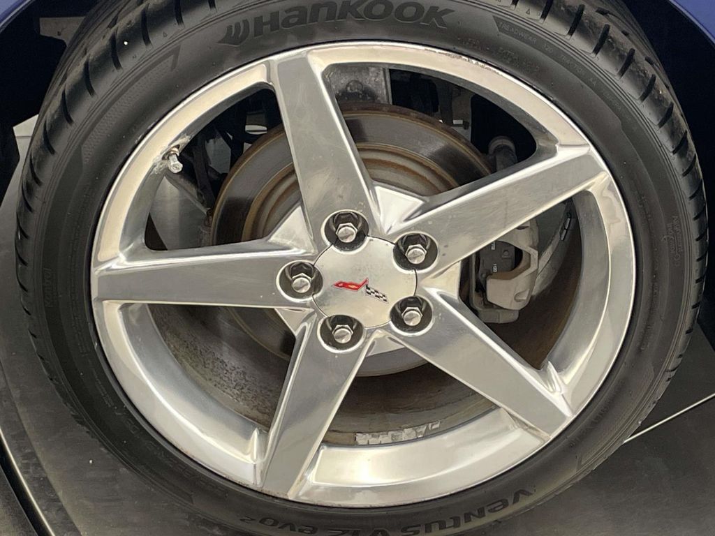 2006 Chevrolet Corvette Base photo 13