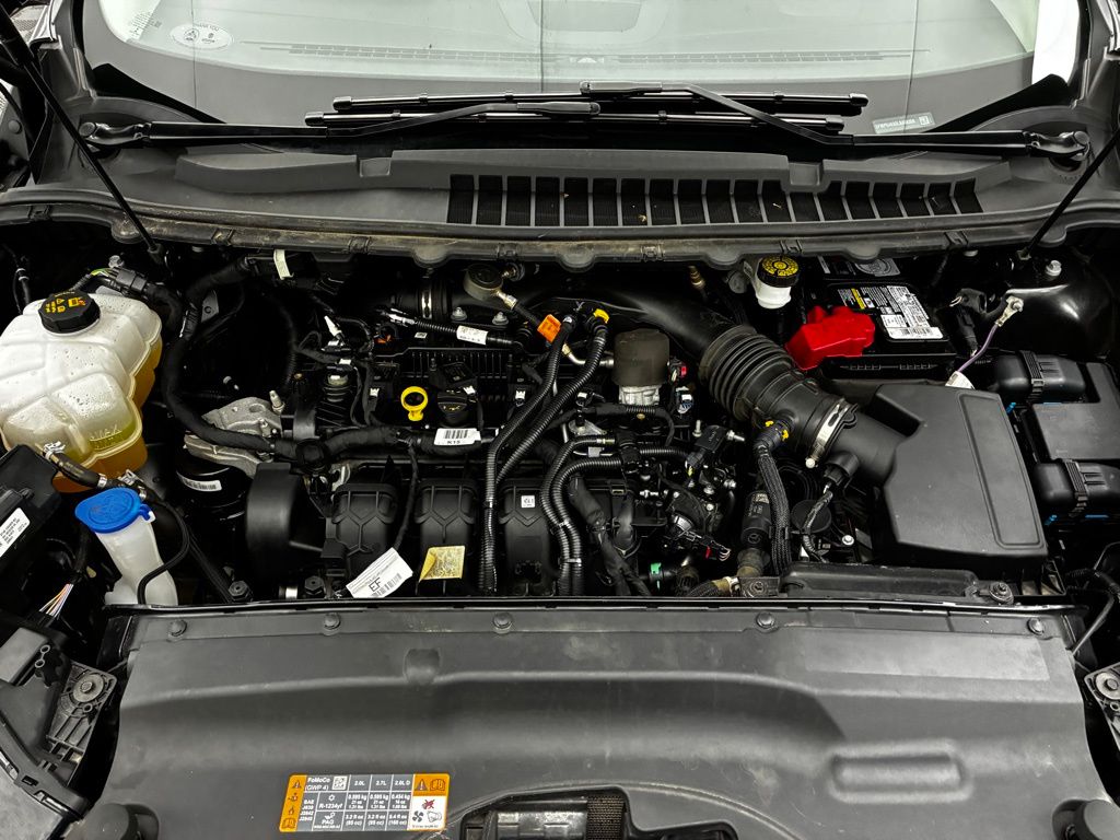 2020 Ford Edge Titanium photo 32