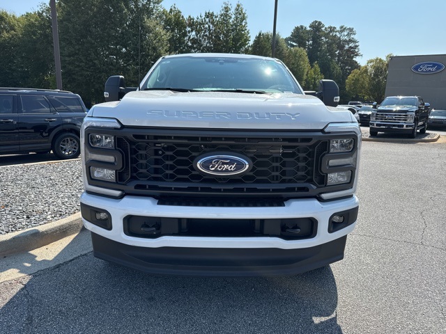 2026 Ford F-250 photo 3