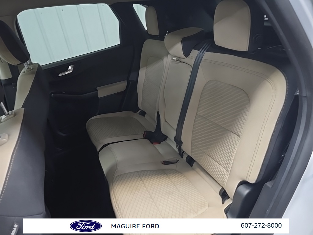 2020 Ford Escape SE Sport Hybrid photo 29