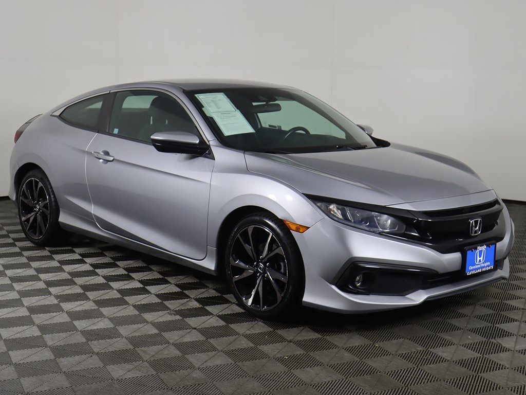 2019 Honda Civic Sport photo 2