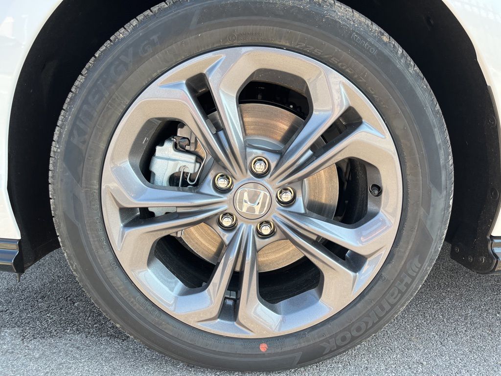 2025 Honda Accord Hybrid EX-L photo 5