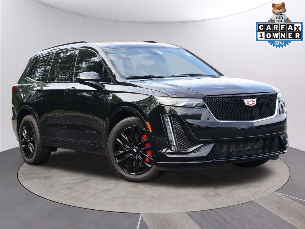 2022 Cadillac XT6