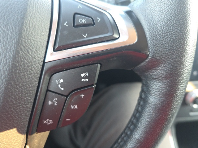 2024 Ford Edge Titanium photo 17