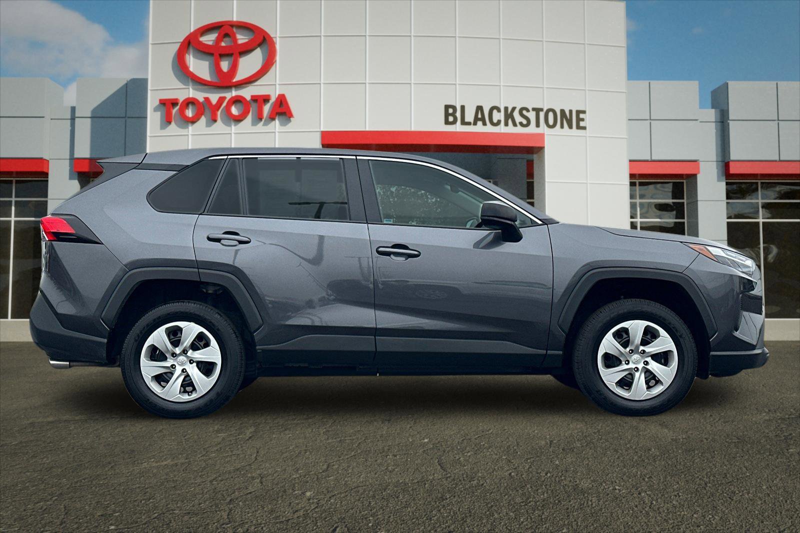Used 2023 Toyota RAV4 LE with VIN 2T3F1RFVXPC377960 for sale in Northfield, Minnesota