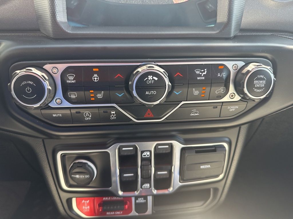 2023 Jeep Gladiator Mojave photo 17