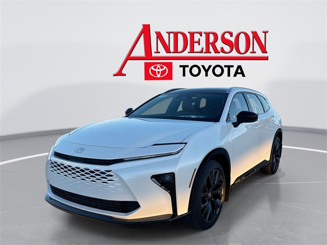 2025 Toyota Crown Signia Limited's photo