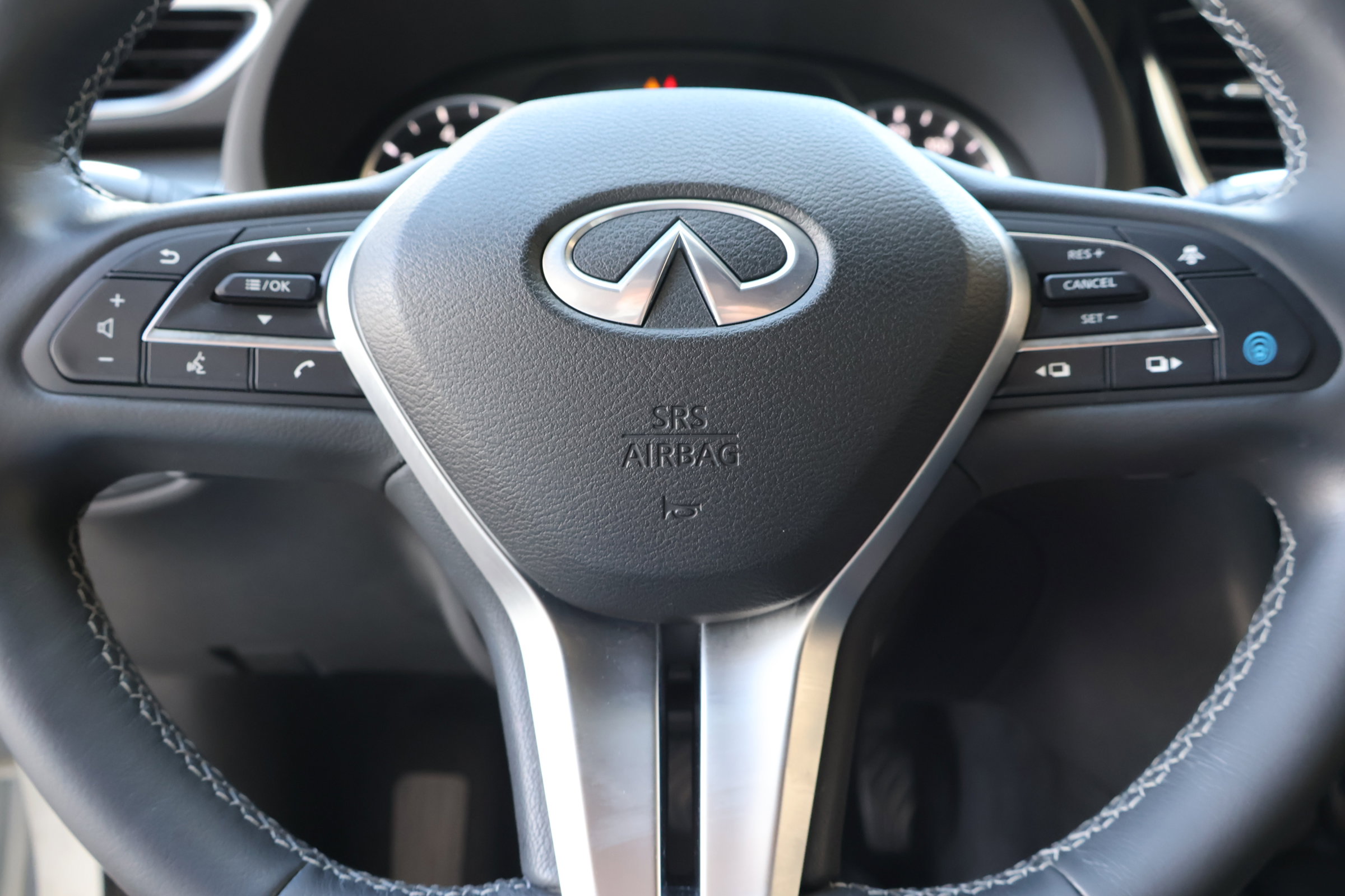 2023 Infiniti QX55 Luxe photo 22