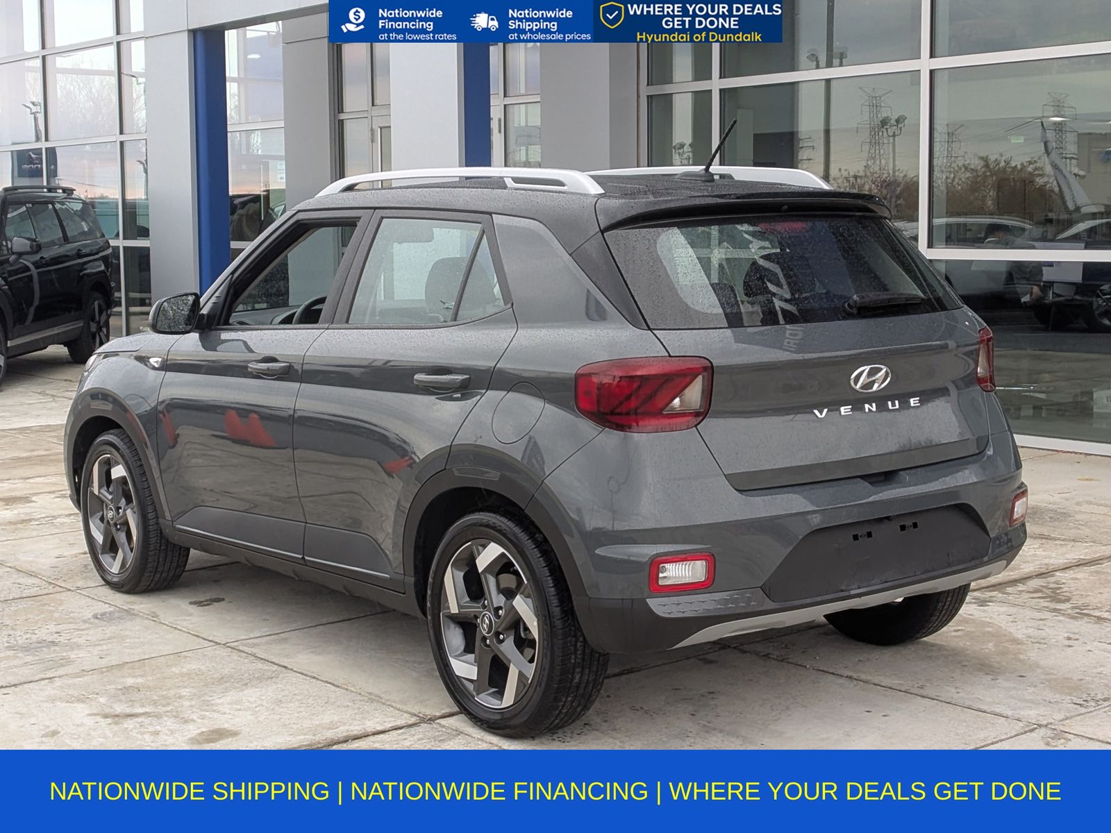 2025 Hyundai Venue Limited photo 4