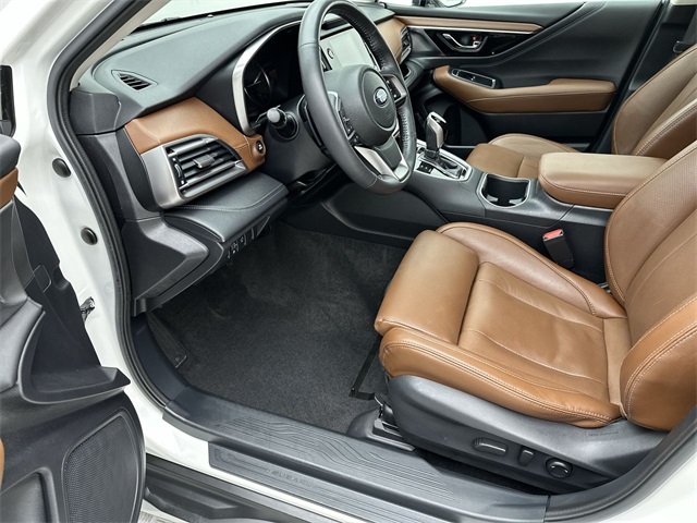 2021 Subaru Outback Touring photo 3