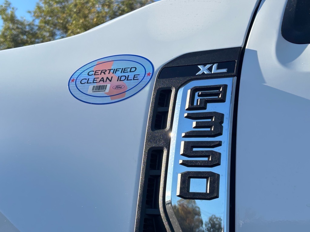 2026 Ford F-350 XL photo 3