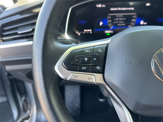 2024 Volkswagen Jetta 1.5T SE photo 9