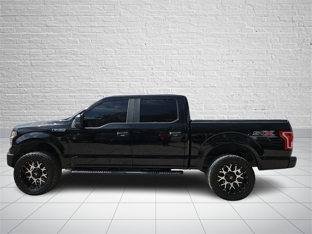 2017 Ford F-150 XL photo 2