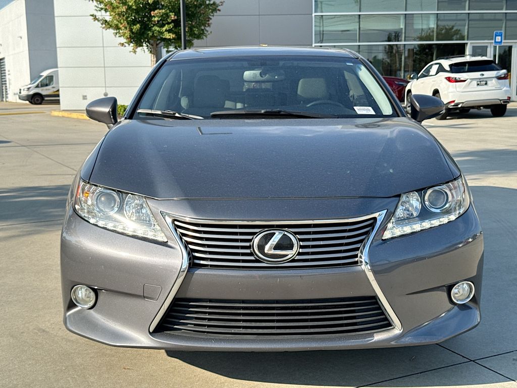 2014 Lexus ES 350 photo 3