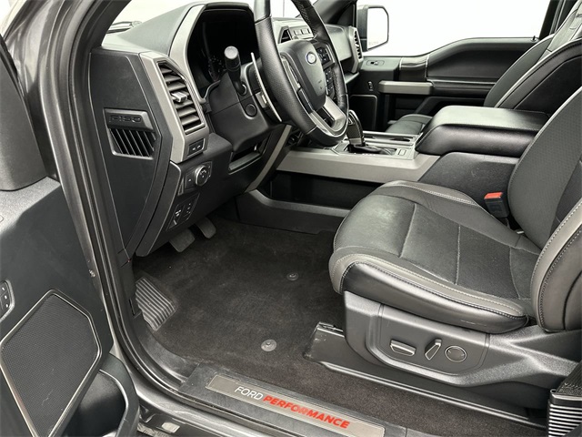 2019 Ford F-150 Raptor photo 3