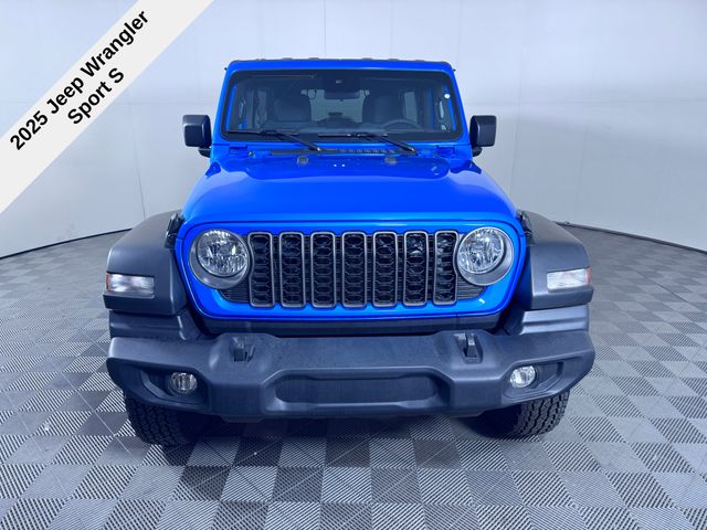 2025 Jeep Wrangler Sport S photo 2